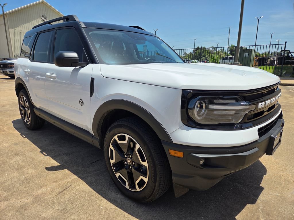 Certified 2024 Ford Bronco Sport Outer Banks AWD/4WD image 3