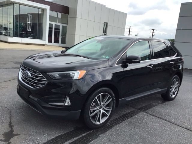 Certified 2023 Ford Edge Titanium AWD/4WD image 2