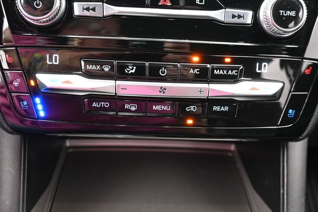 Certified 2021 Ford Explorer Limited AWD/4WD image 24