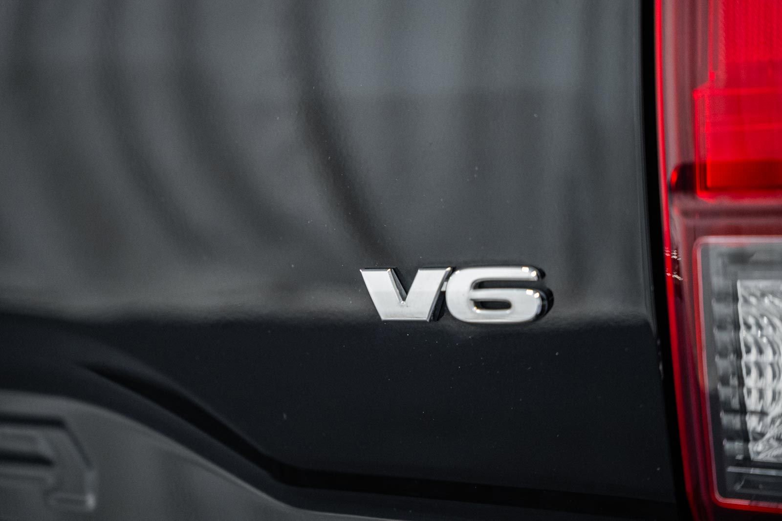 Used 2019 Toyota Tacoma TRD Sport image 17