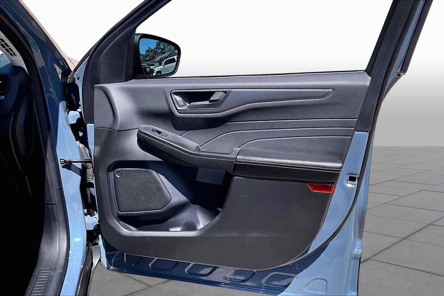 Certified 2024 Ford Escape Active w/ Cold Weather Package FWD image 23