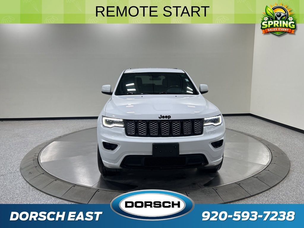 Used 2021 Jeep Grand Cherokee Laredo X image 3