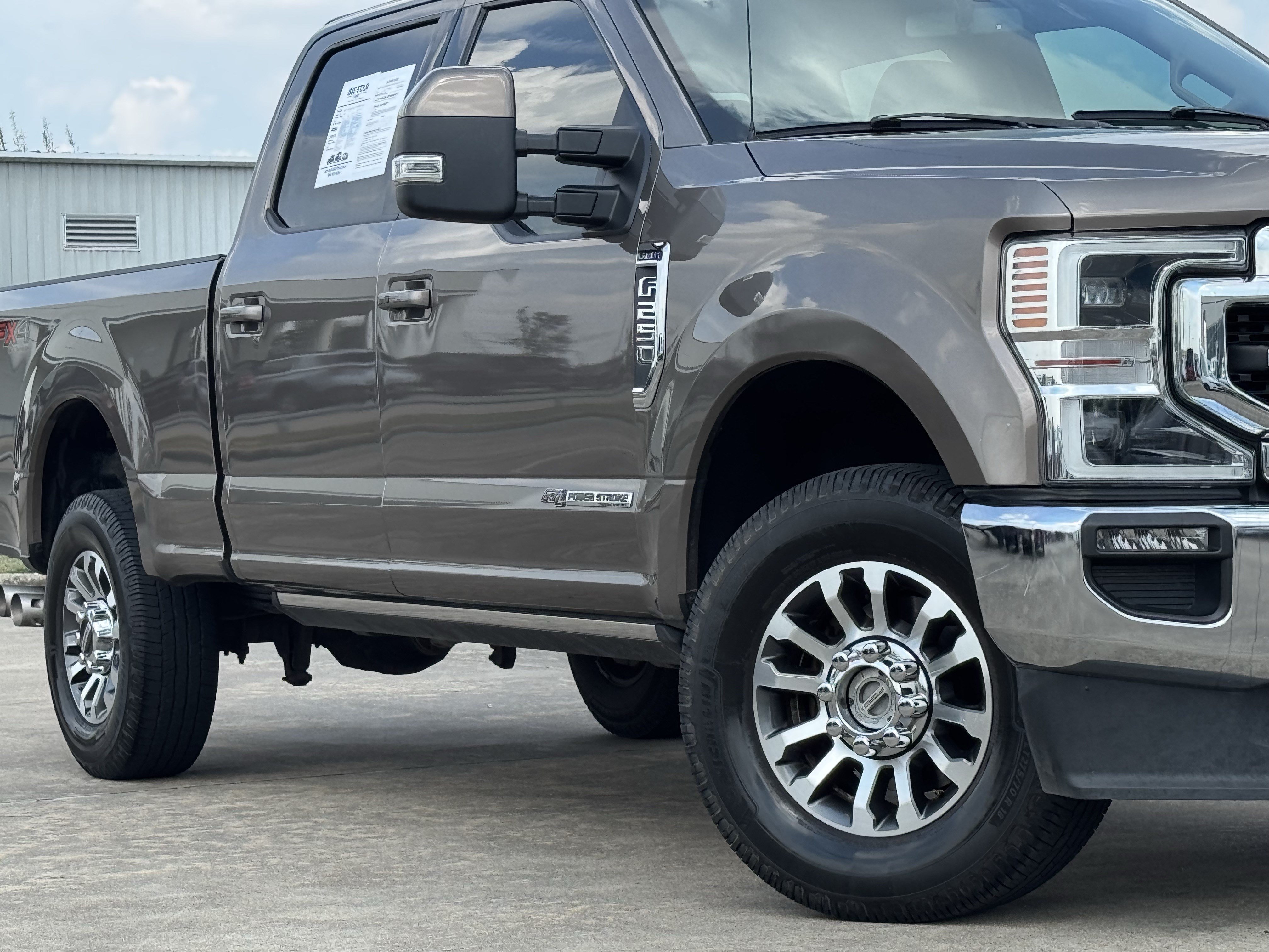 Certified 2022 Ford F250 Lariat w/ Lariat Ultimate Package AWD/4WD image 3