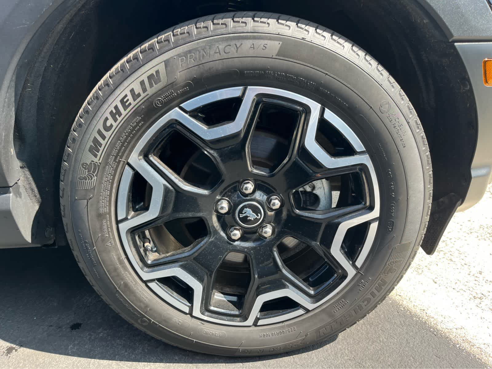 Certified 2025 Ford Bronco Sport Outer Banks w/ Outer Banks Tech Package+ AWD/4WD image 48