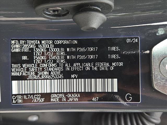 Used 2024 Toyota 4Runner TRD Off-Road Premium w/ TRD Black Wheel Package (TMS) AWD/4WD image 15