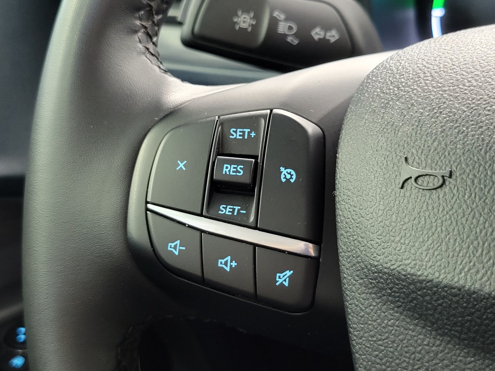 Certified 2024 Ford Maverick XLT w/ XLT Luxury Package FWD image 15