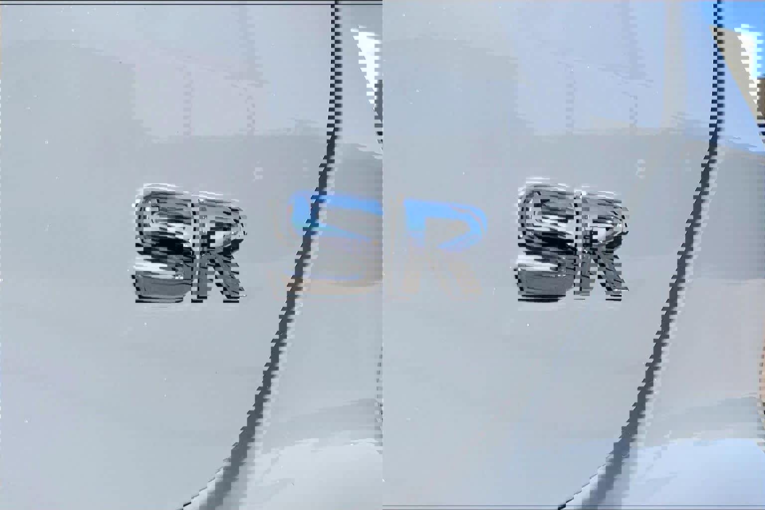 Used 2023 Nissan Kicks SR w/ SR Premium Package image 9