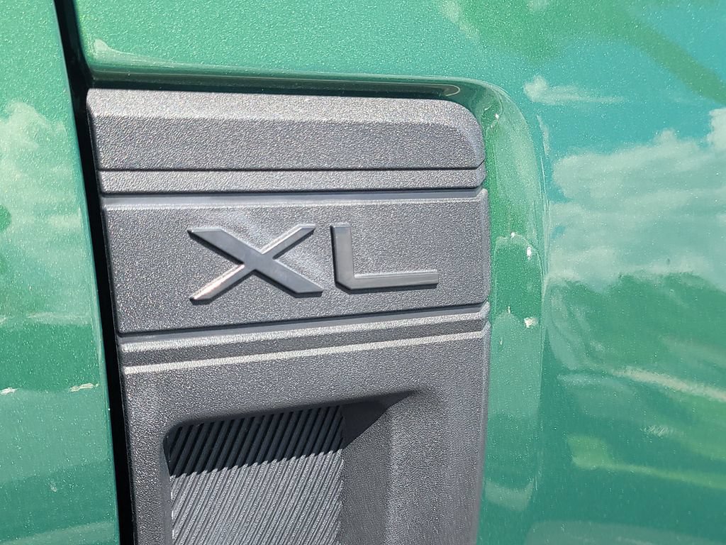 Certified 2025 Ford Maverick XL FWD image 6