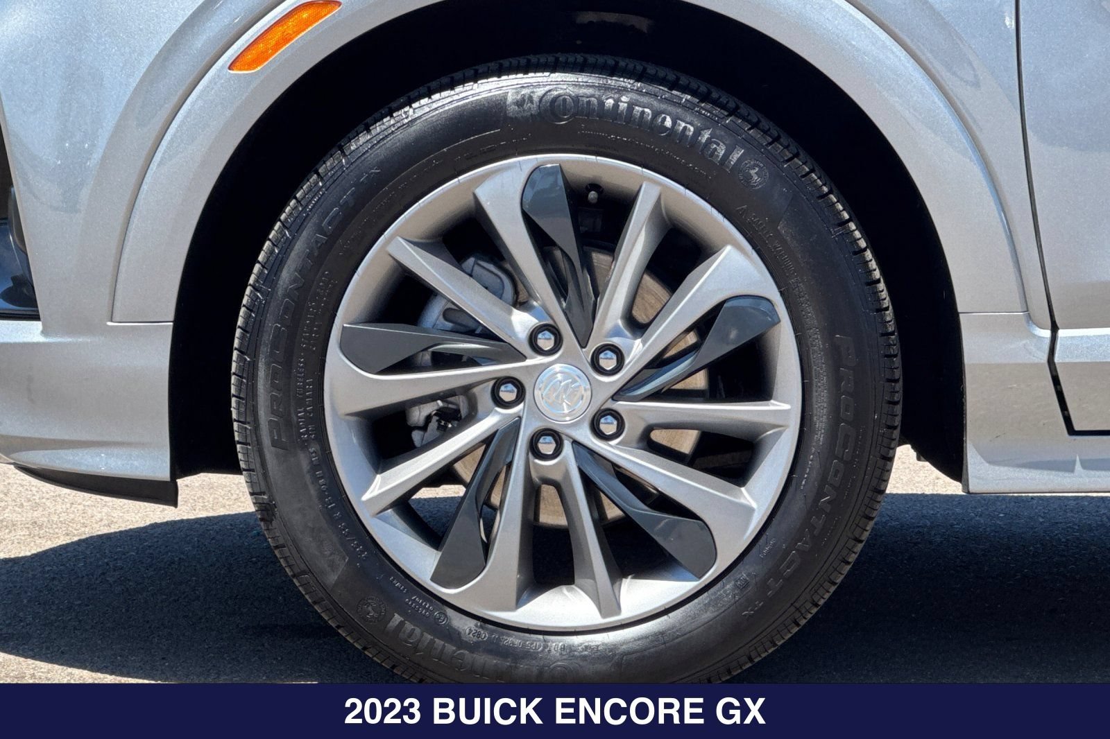 Used 2023 Buick Encore GX Select w/ Sport Touring Package FWD image 28