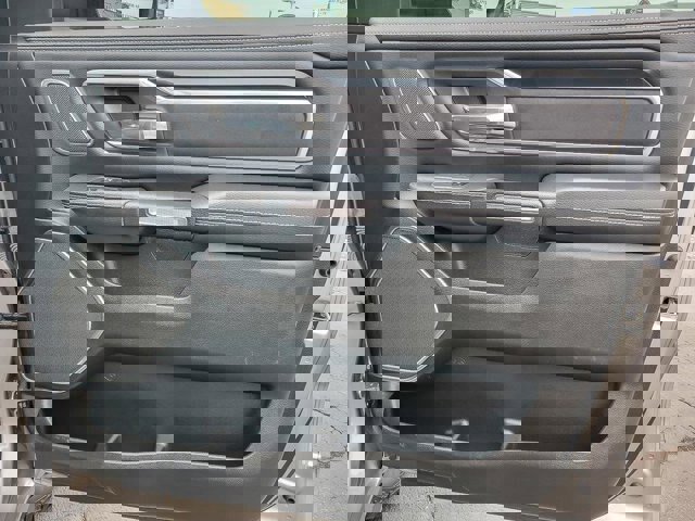 Used 2022 RAM 1500 Laramie image 24