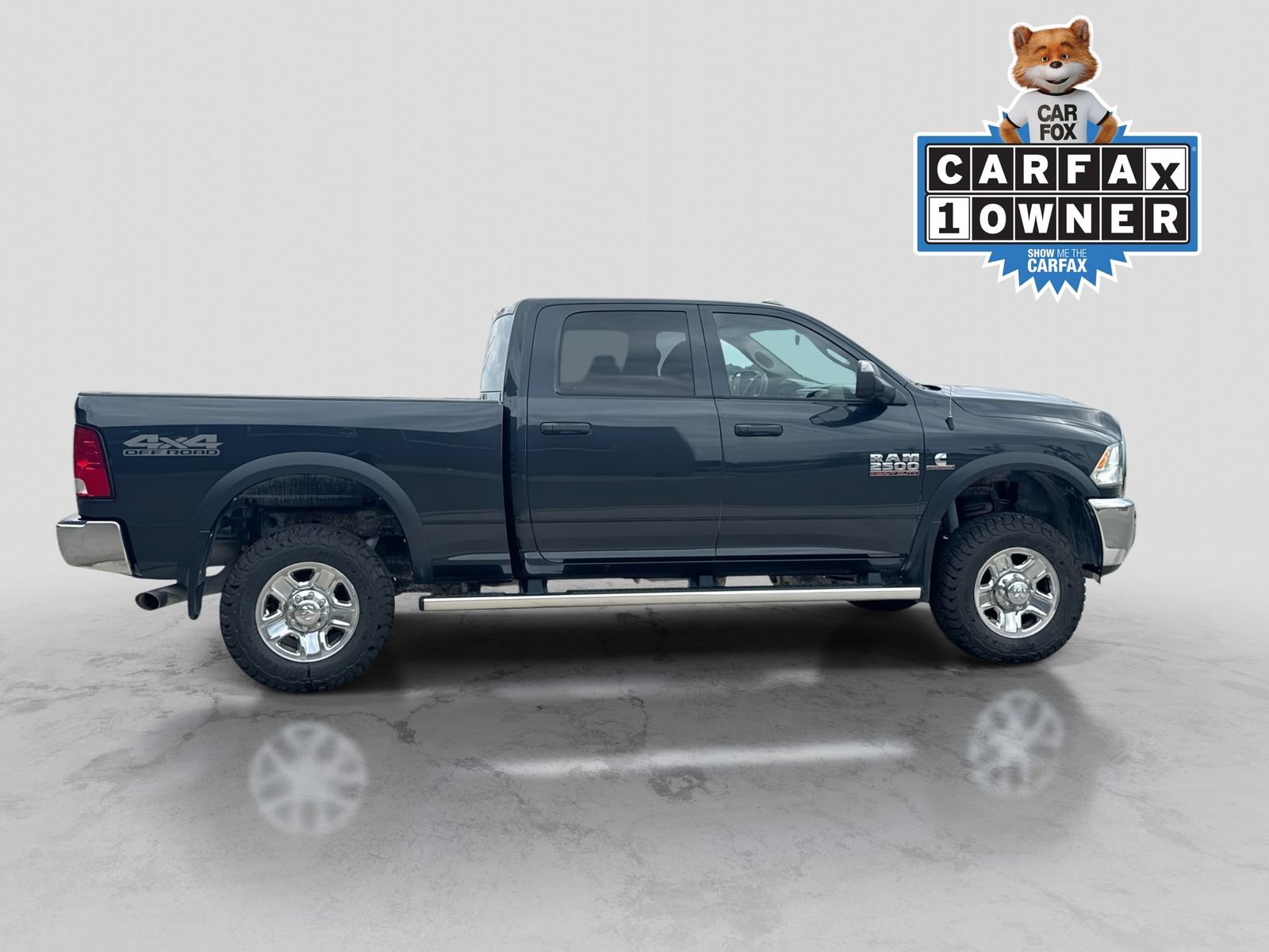 Used 2018 RAM 2500 Tradesman w/ Chrome Appearance Group AWD/4WD image 9