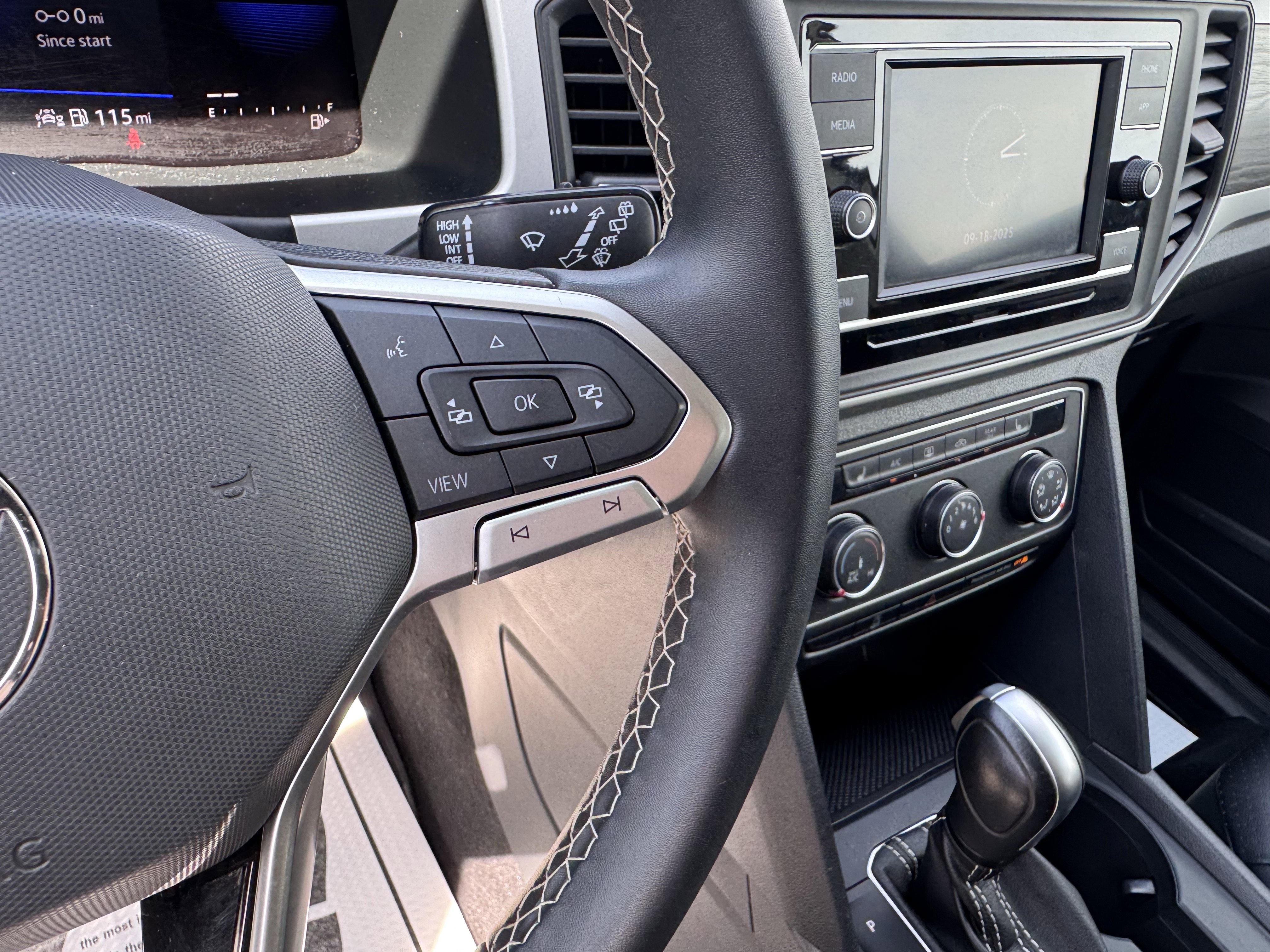 Used 2022 Volkswagen Atlas SE image 13