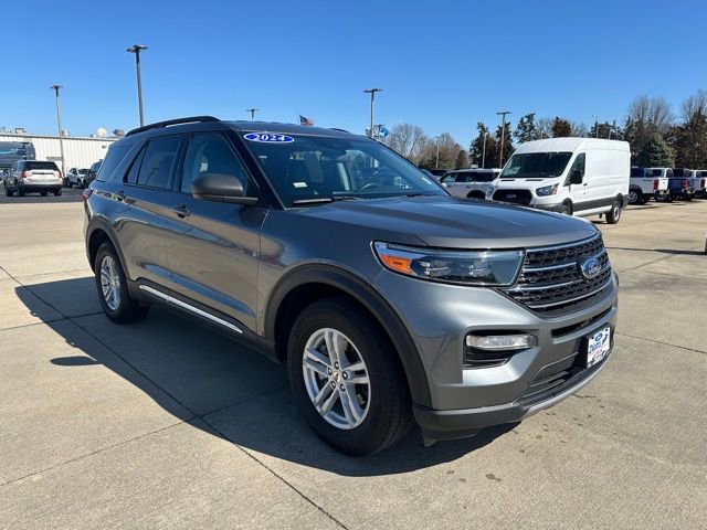Certified 2024 Ford Explorer XLT w/ Equipment Group 202A image 8