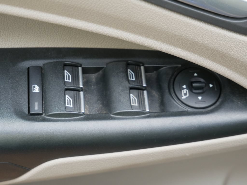 Certified 2017 Ford Transit Connect Titanium FWD image 17
