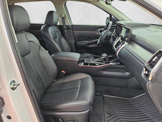 Used 2023 Kia Sorento SX image 21