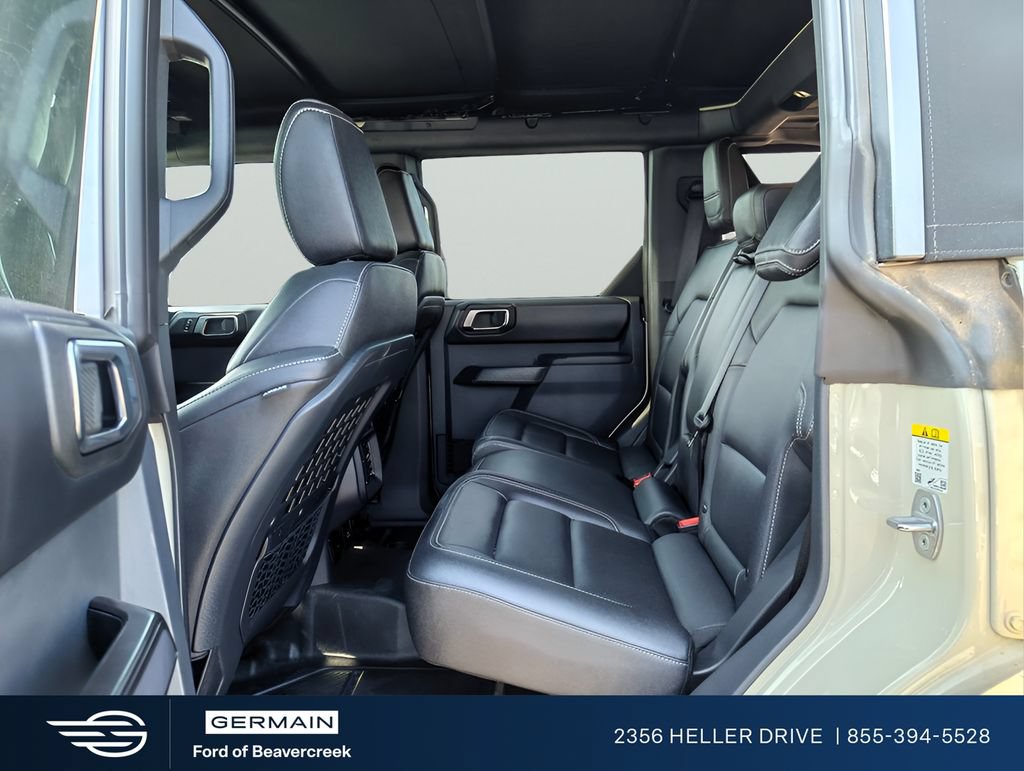 Certified 2025 Ford Bronco Badlands w/ Sasquatch Package AWD/4WD image 8