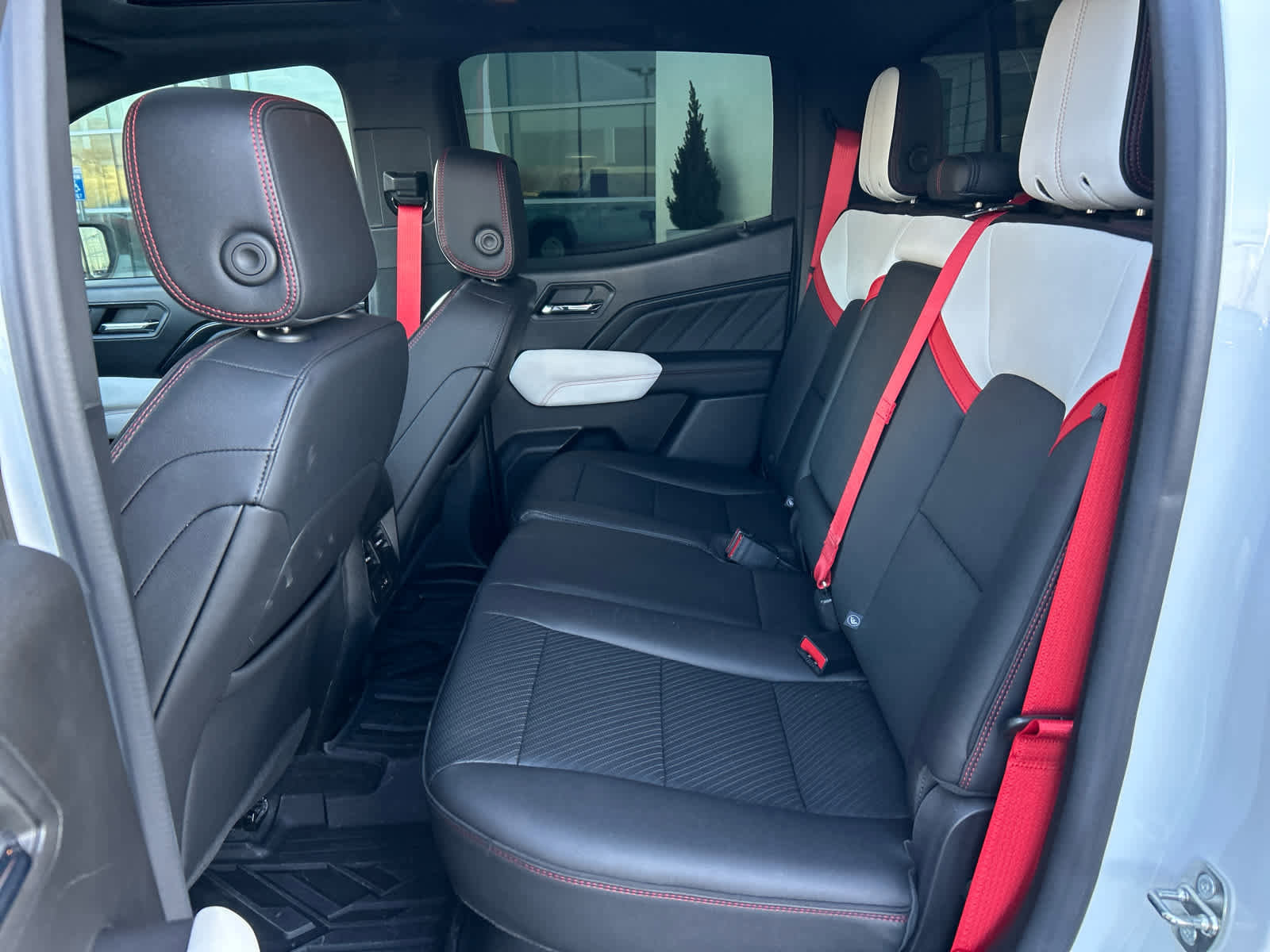 Used 2023 GMC Canyon AT4X image 24