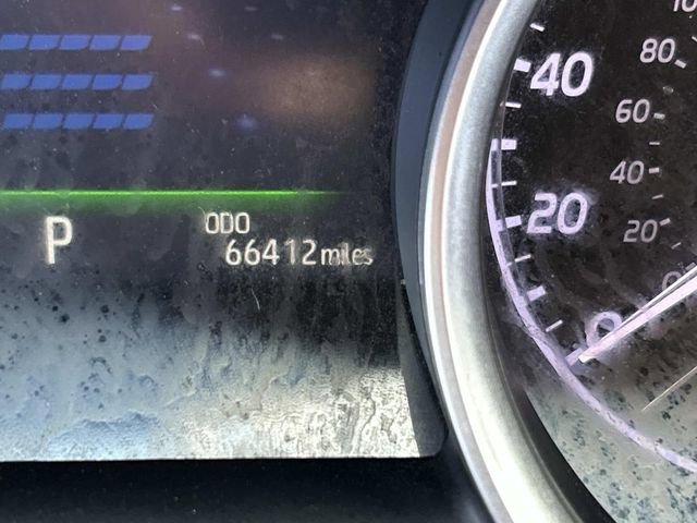 Used 2022 Toyota Camry XLE w/ Cold Weather Package image 39