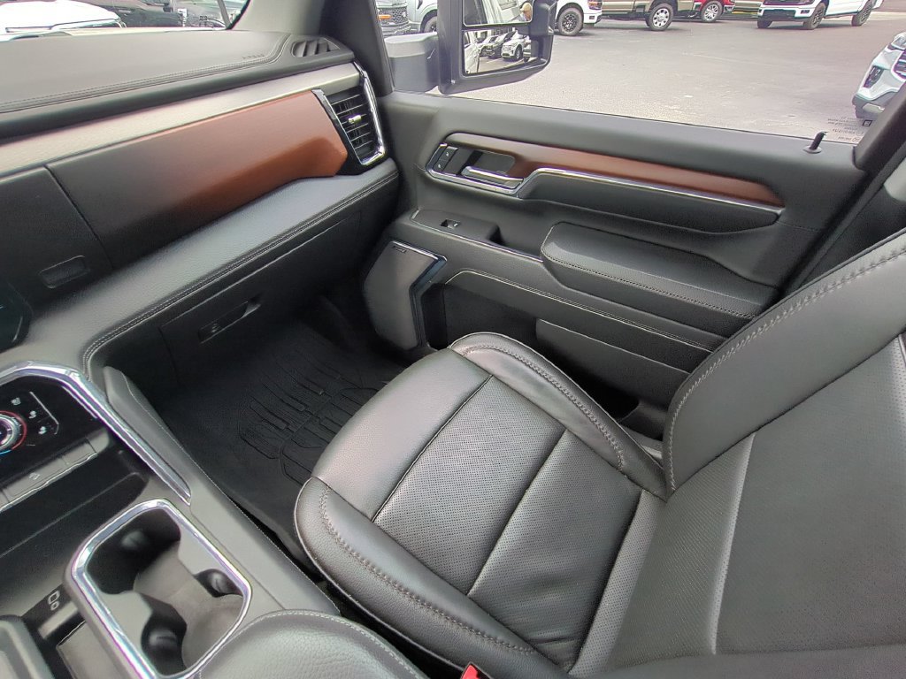 Used 2024 GMC Sierra 2500 Denali w/ Denali Reserve Package AWD/4WD image 19