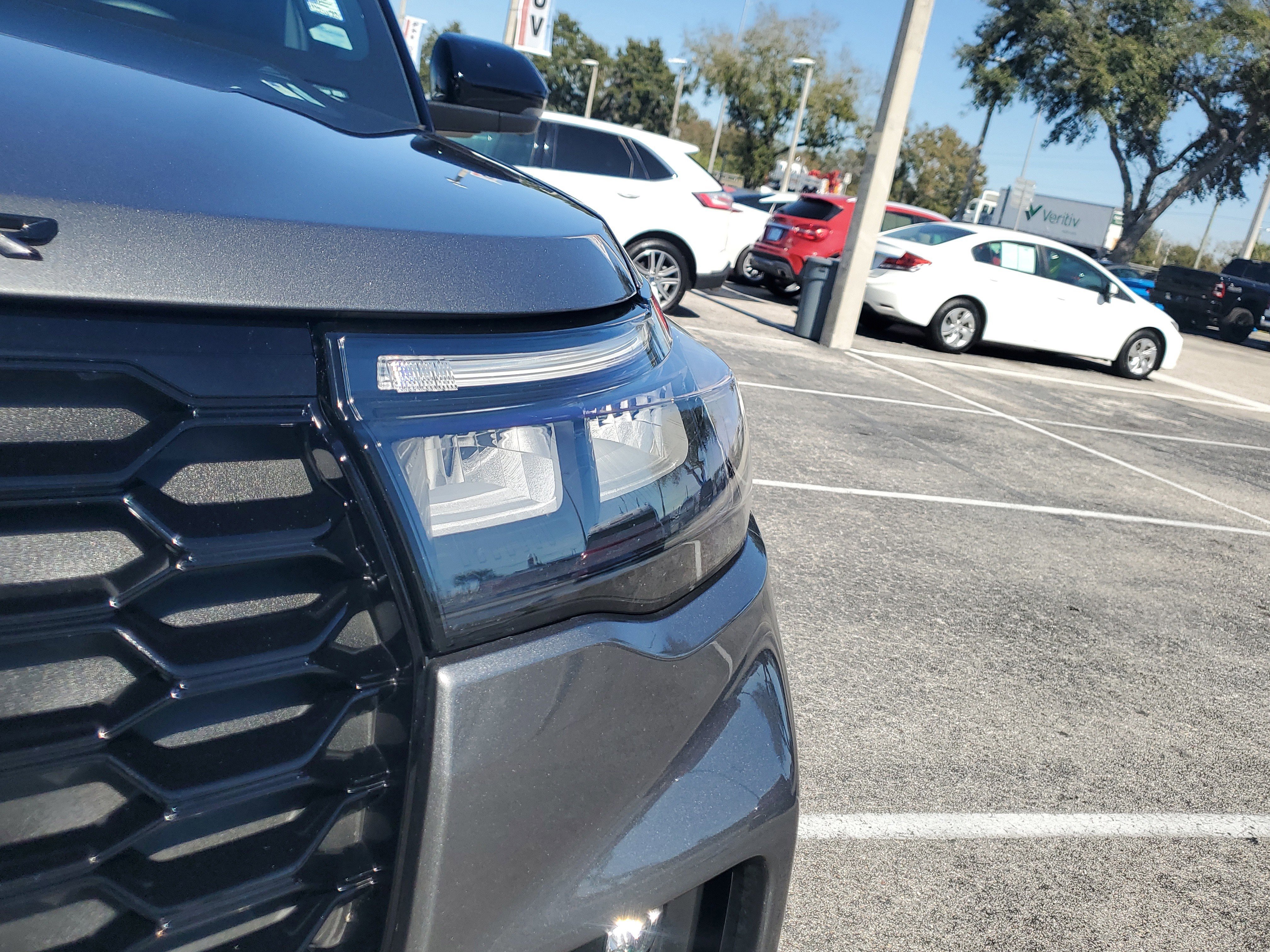 Certified 2025 Ford Explorer ST-Line image 6