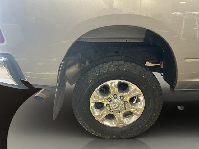 Used 2024 RAM 2500 Big Horn w/ Heated Seats & Wheel Group AWD/4WD image 11