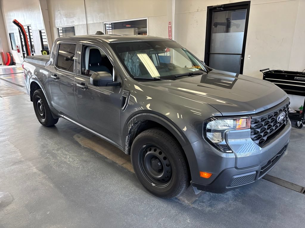 Certified 2025 Ford Maverick XL
