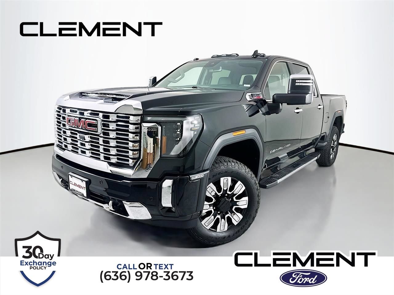 Used 2024 GMC Sierra 2500 Denali AWD/4WD image 1