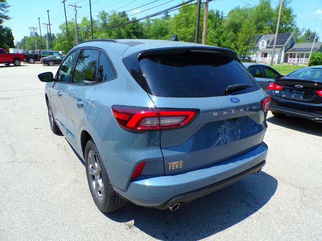 Certified 2023 Ford Escape ST-Line w/ Tech Pack #1 AWD/4WD image 6