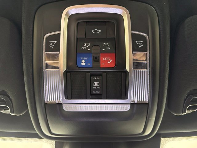 Used 2022 RAM 2500 Laramie w/ Night Edition AWD/4WD image 13
