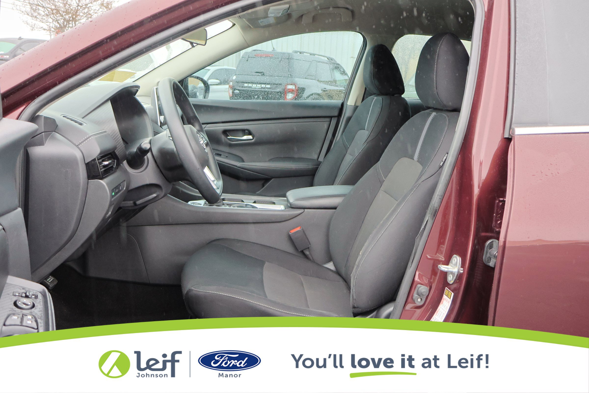 Used 2024 Nissan Sentra SV image 11