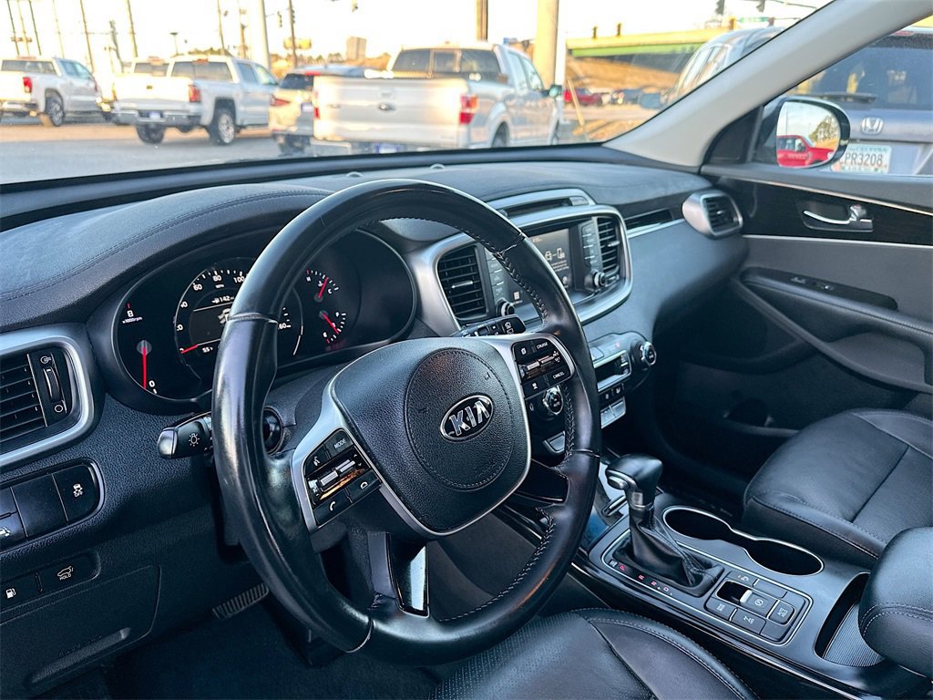 Used 2019 Kia Sorento EX image 11