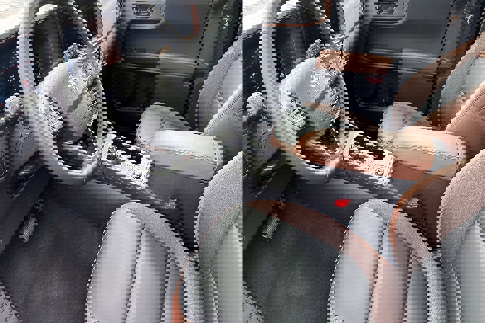 Certified 2025 Ford Bronco Sport Outer Banks w/ Outer Banks Tech Package+ image 11