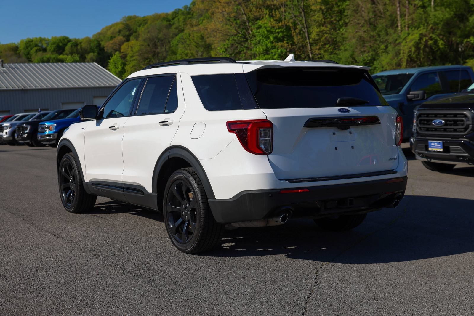 Certified 2022 Ford Explorer ST-Line w/ Class IV Trailer Tow Package AWD/4WD image 4