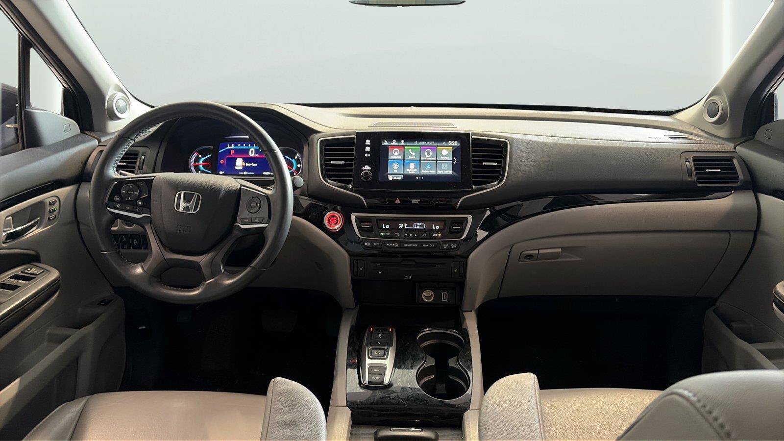 Used 2019 Honda Pilot Touring image 11