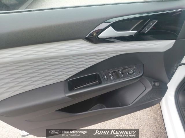 Used 2022 Volkswagen Taos S image 13