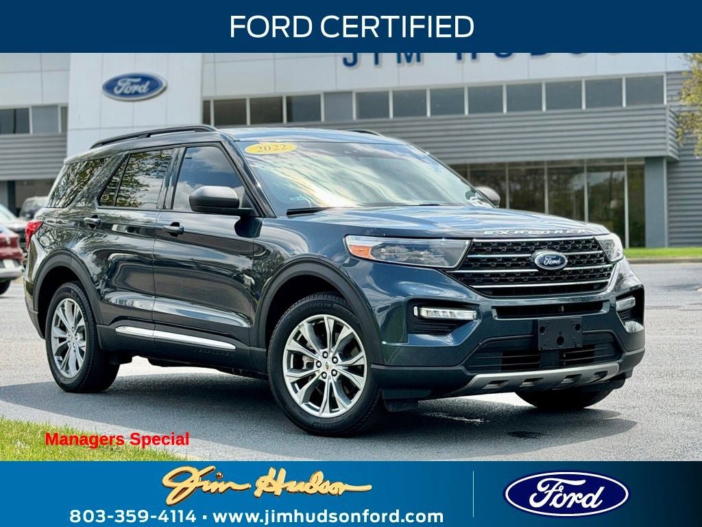 Certified 2022 Ford Explorer XLT w/ Equipment Group 202A AWD/4WD image 1