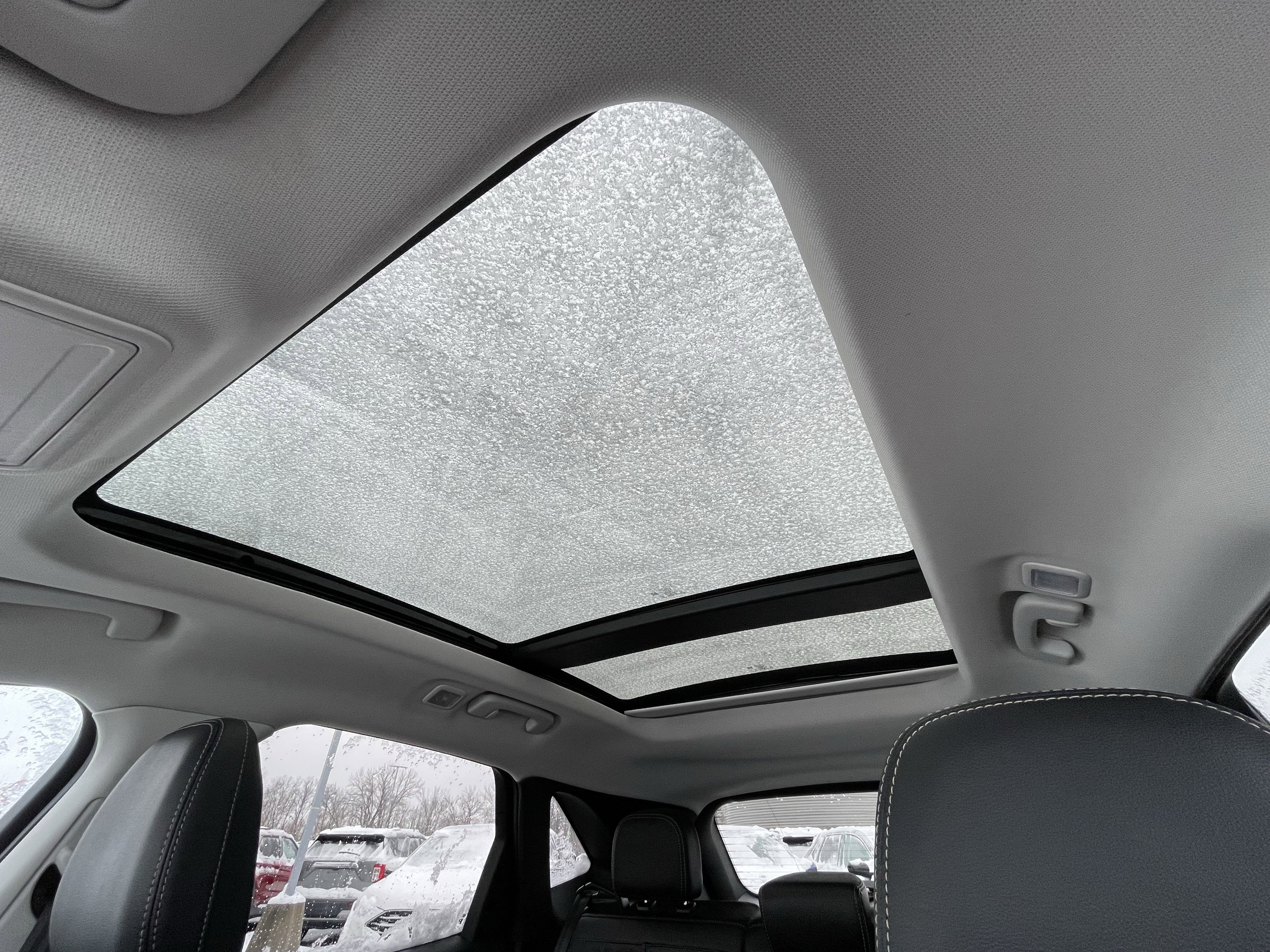 Certified 2022 Ford Escape Titanium w/ Titanium Elite Package image 16