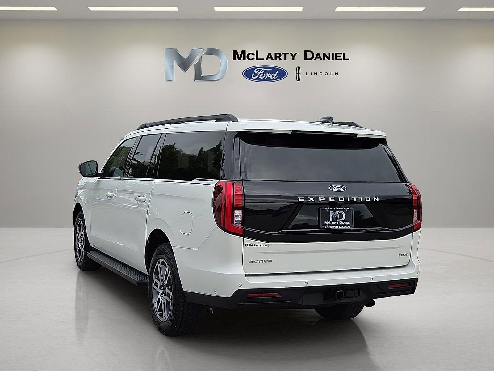 Certified 2025 Ford Expedition Max Active AWD/4WD image 4
