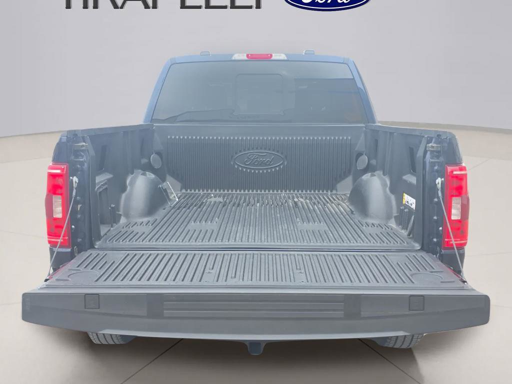 Certified 2022 Ford F150 XLT w/ Equipment Group 302A High image 11
