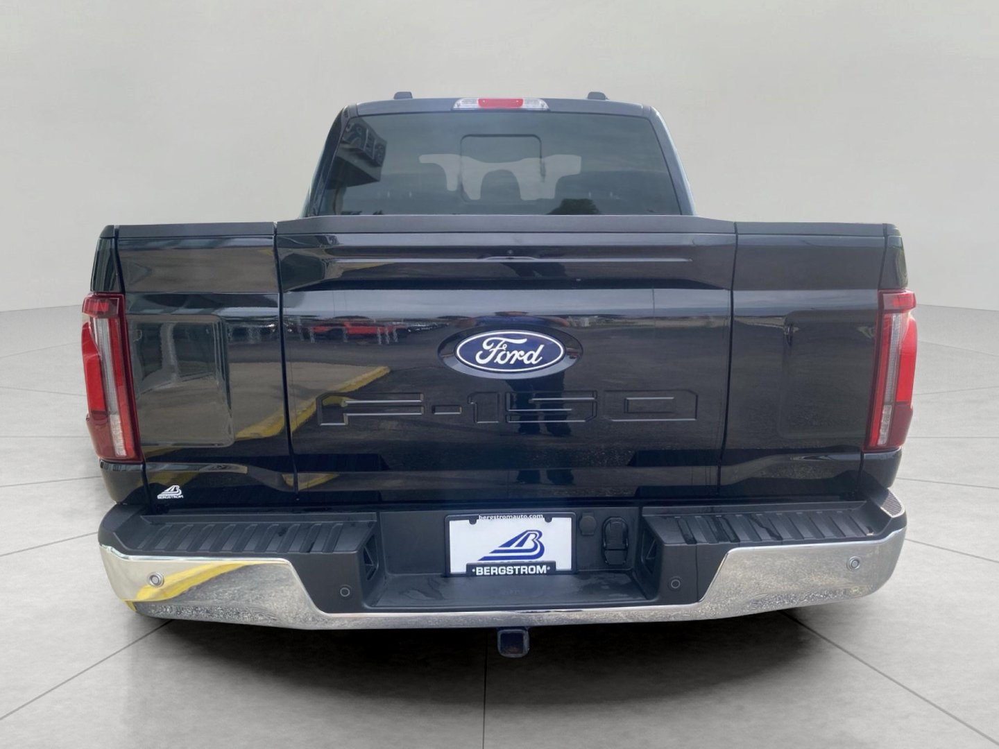 Certified 2024 Ford F150 Lariat w/ Bed Utility Package AWD/4WD image 9