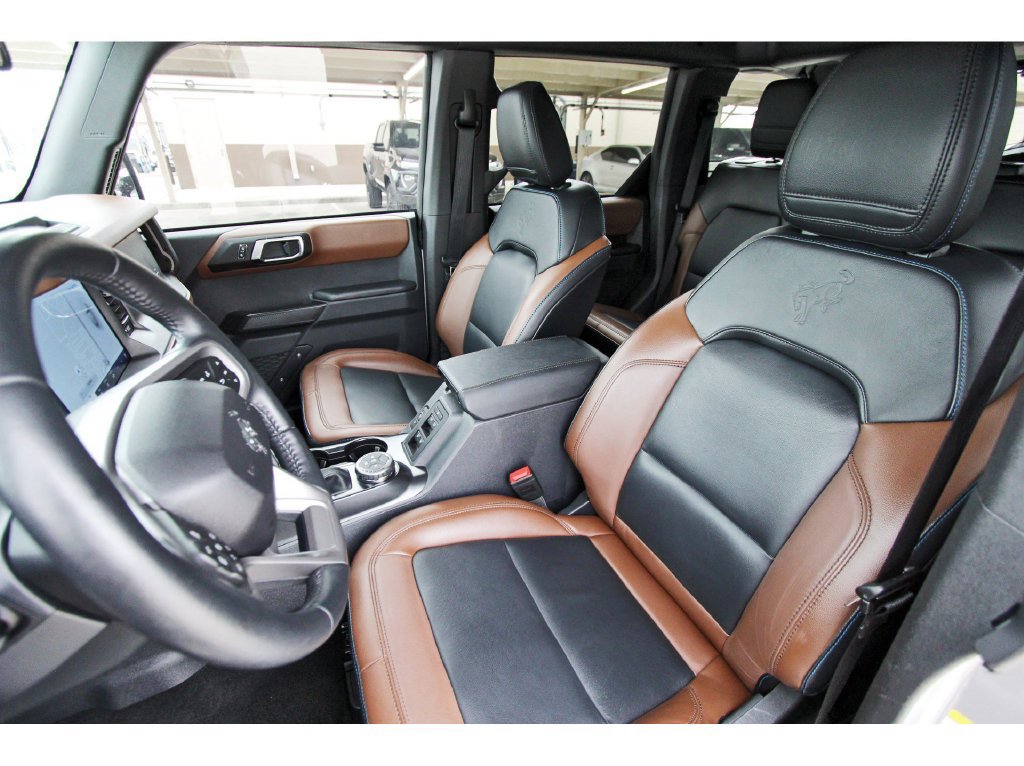 Certified 2024 Ford Bronco Outer Banks AWD/4WD image 34
