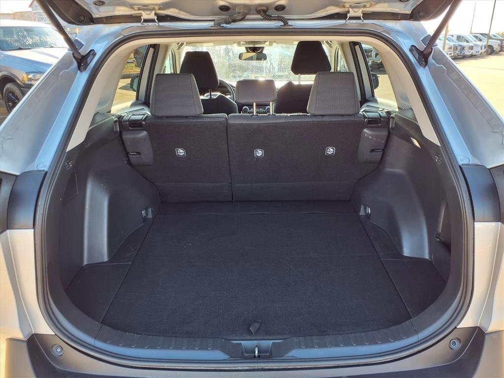 Used 2024 Toyota RAV4 LE image 29