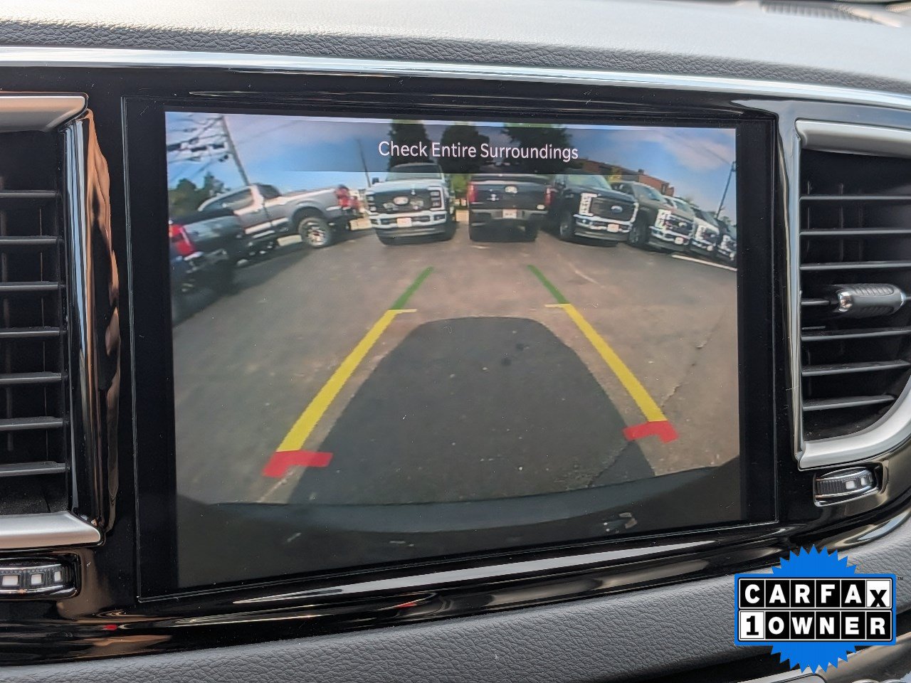 Used 2023 Chrysler Pacifica Touring-L FWD image 24