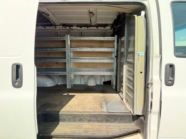 Used 2019 GMC Savana 3500 w/ Driver Convenience Package RWD image 26