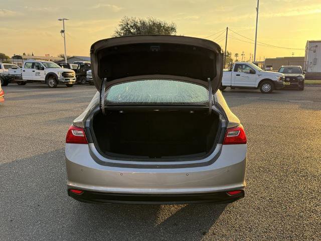 Used 2024 Chevrolet Malibu LT image 9