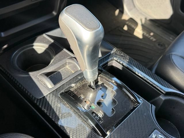 Used 2018 Toyota 4Runner TRD Off-Road Premium AWD/4WD image 26