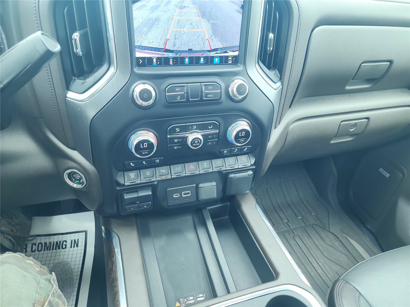 Used 2023 GMC Sierra 2500 Denali w/ Denali Ultimate Package AWD/4WD image 33