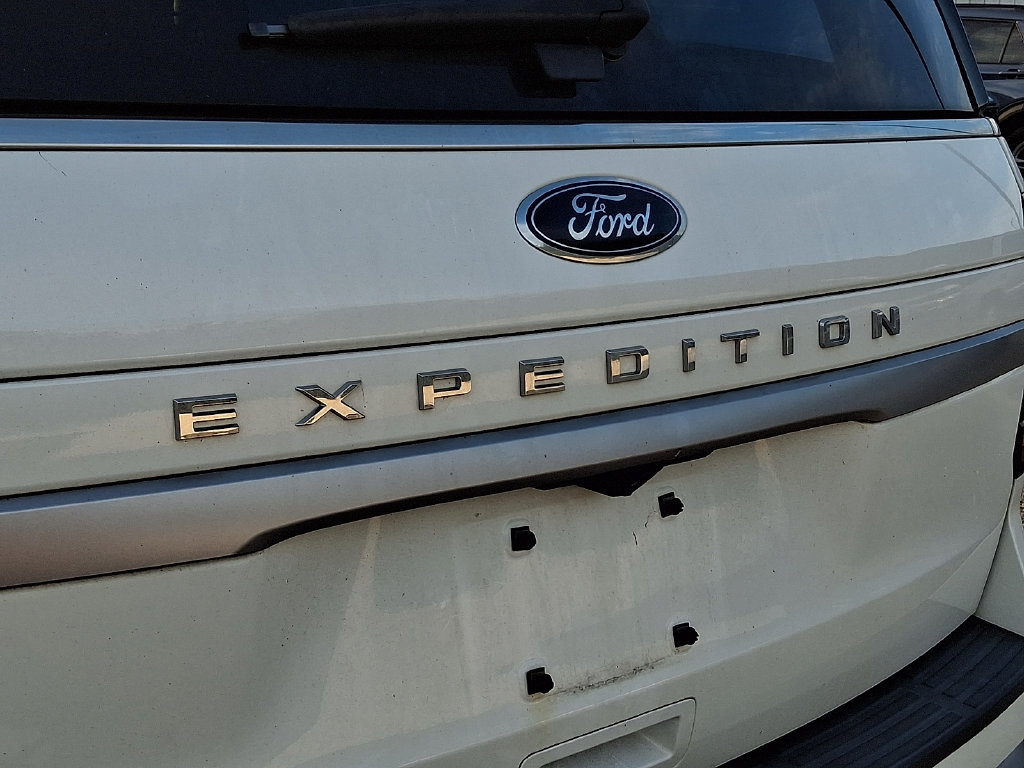 Certified 2022 Ford Expedition XLT AWD/4WD image 11