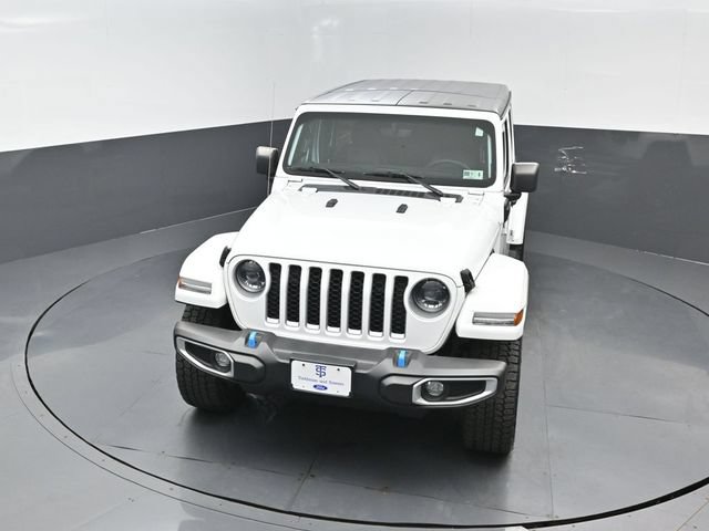 Used 2023 Jeep Wrangler Unlimited Sahara AWD/4WD image 17