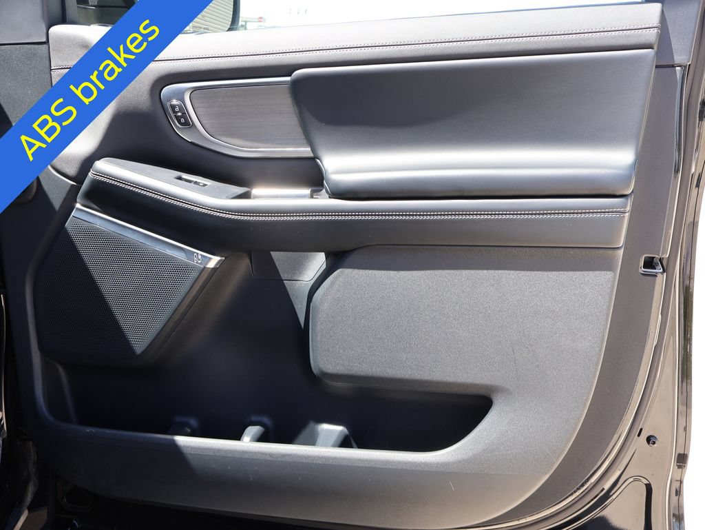 Certified 2025 Ford Expedition Max Platinum AWD/4WD image 9